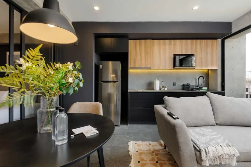 Tasteful 1BR w/ Private Balcony in Tabacalera