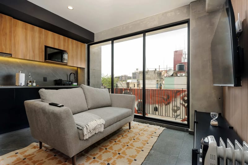 Tasteful 1BR w/ Private Balcony in Tabacalera