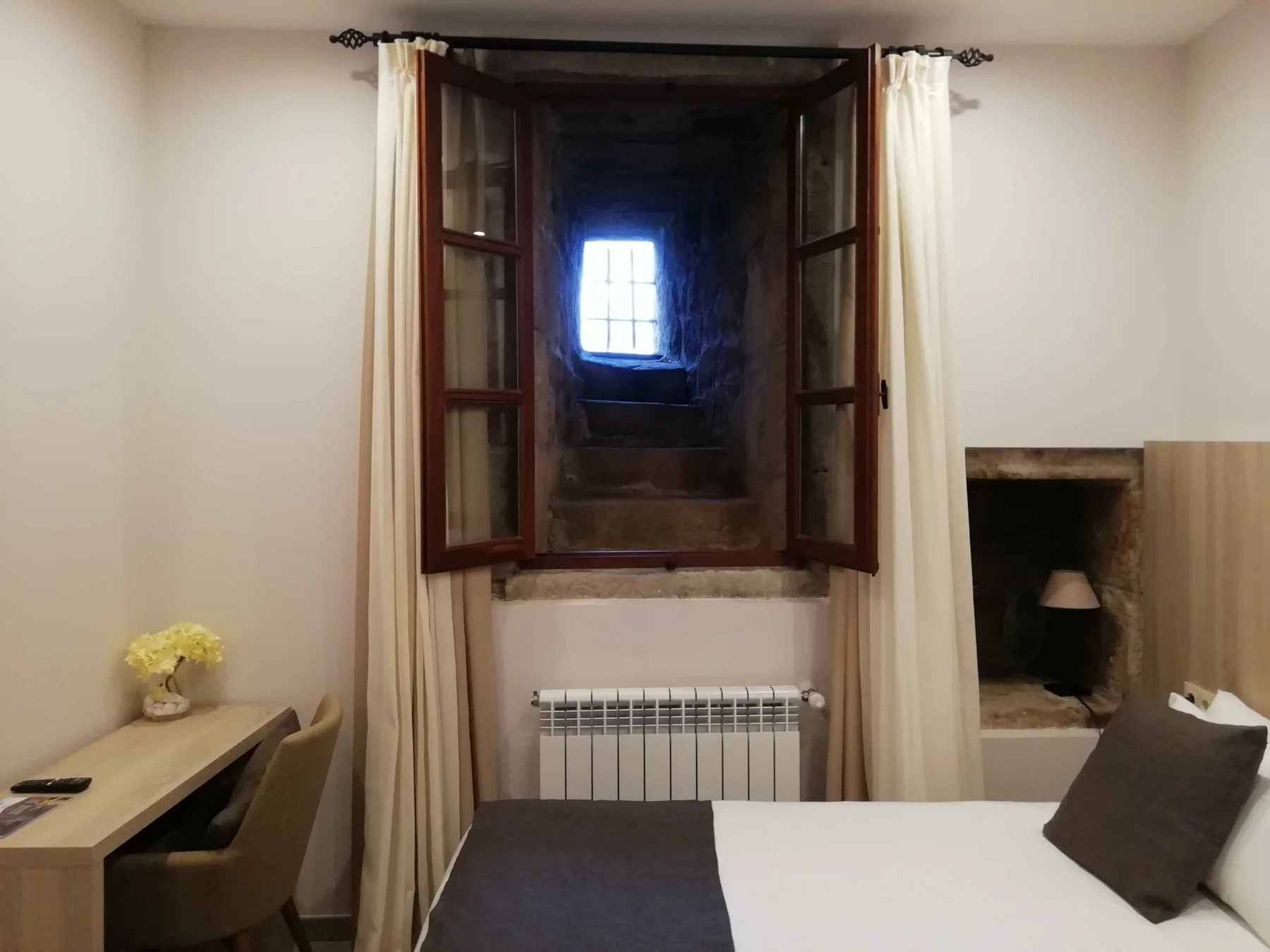 A Muralla room