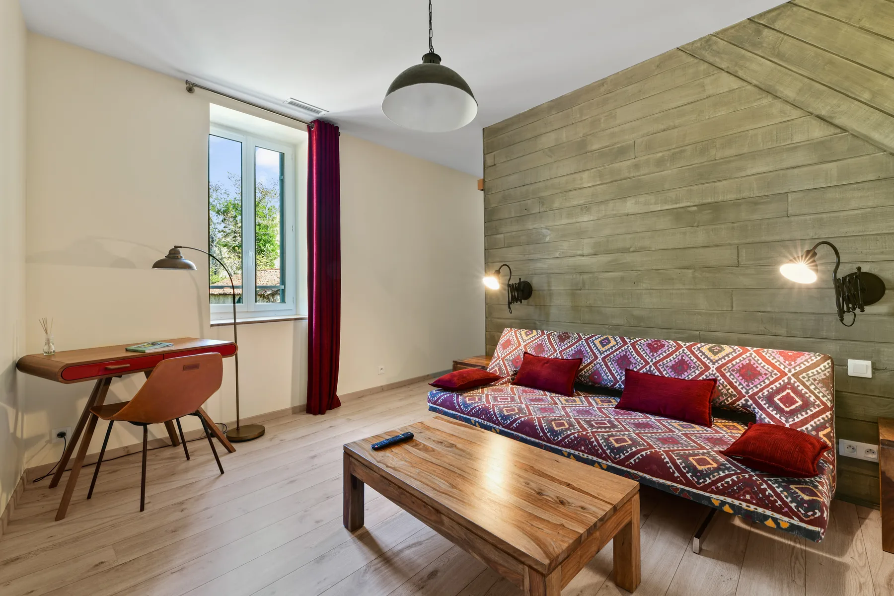 Hotel room or interior photo