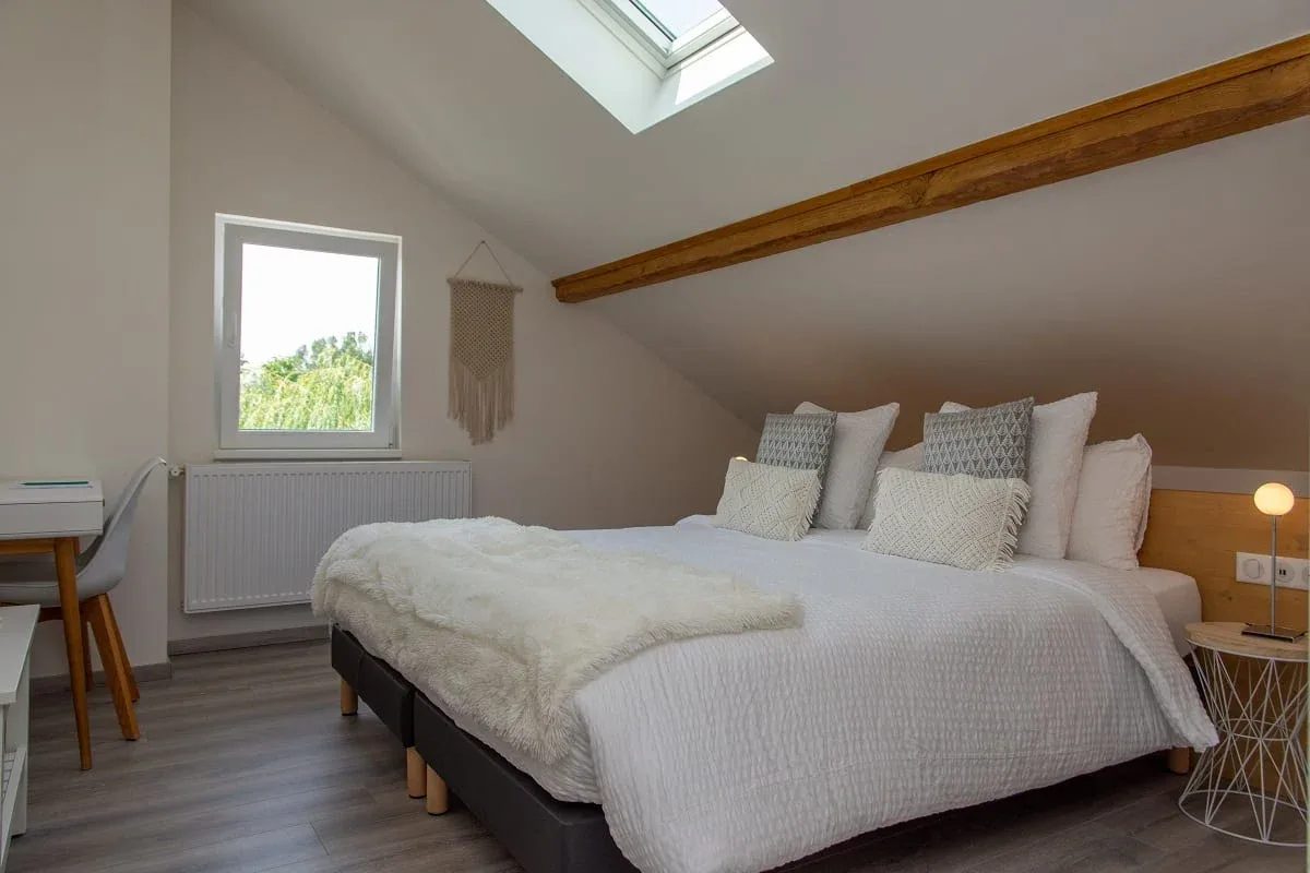 Guesthouse room