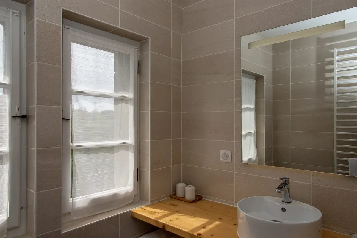 Guesthouse room