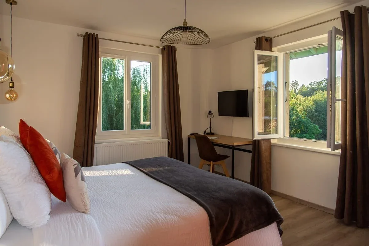 Guesthouse room