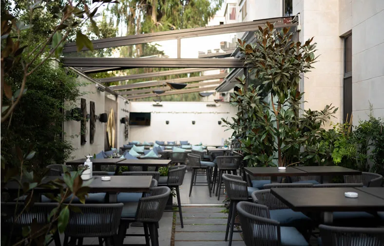 Forca restaurant terrace