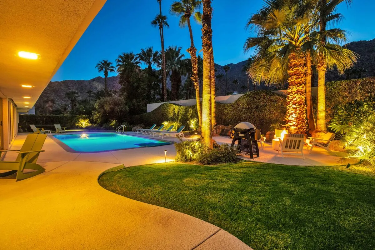 Palm Springs Style