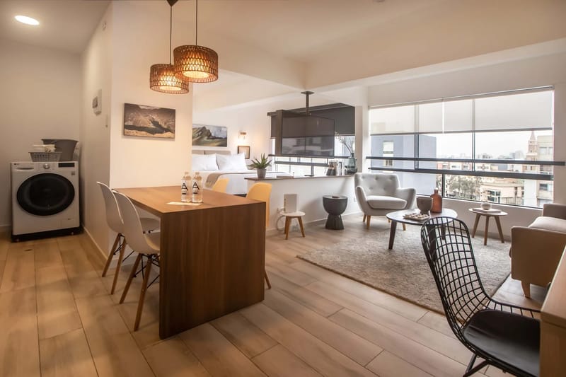 Extraordinary 1BR in Miraflores