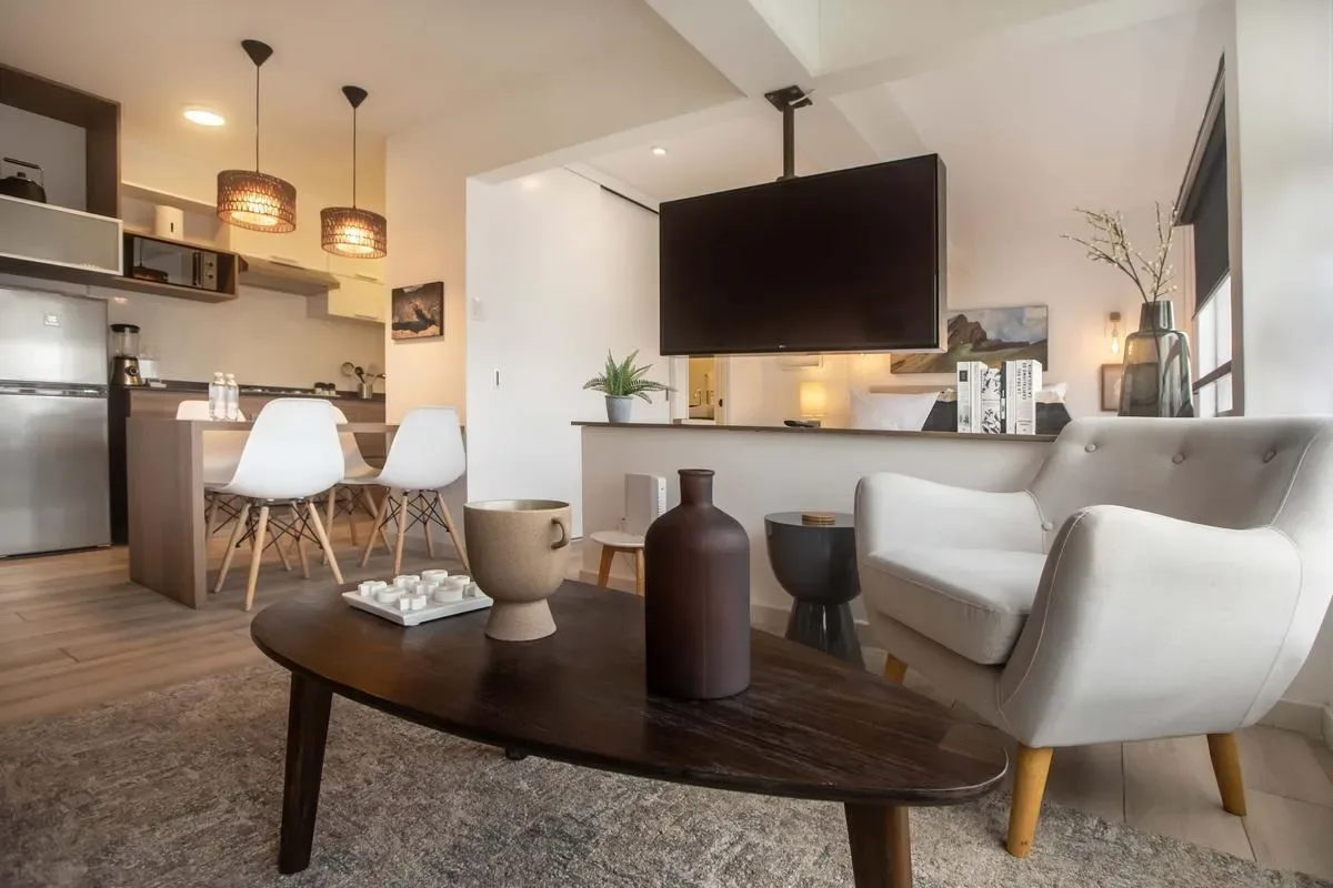 Extraordinary 1BR in Miraflores