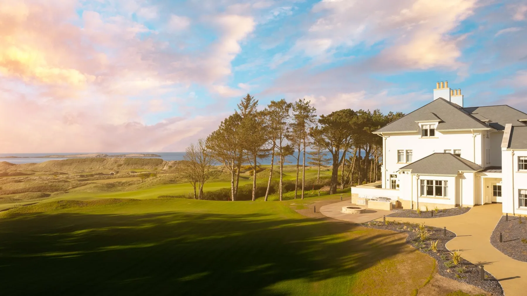 Dunluce Lodge