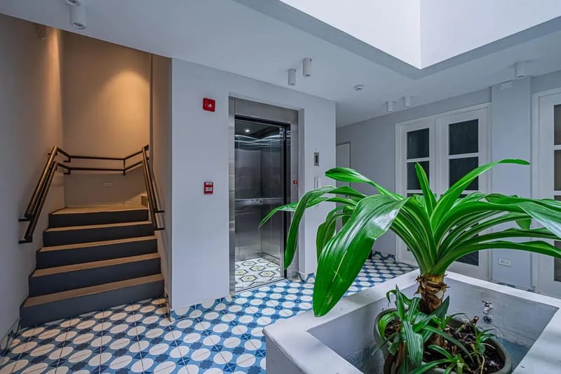 Airy 1BR in Casco Antiguo w/ Balcony