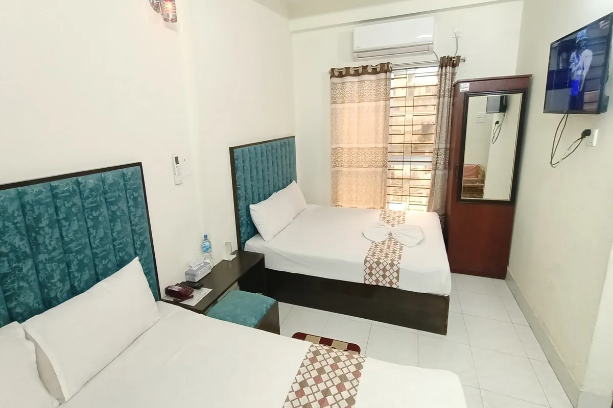 Hotel Grand Shah Kamal