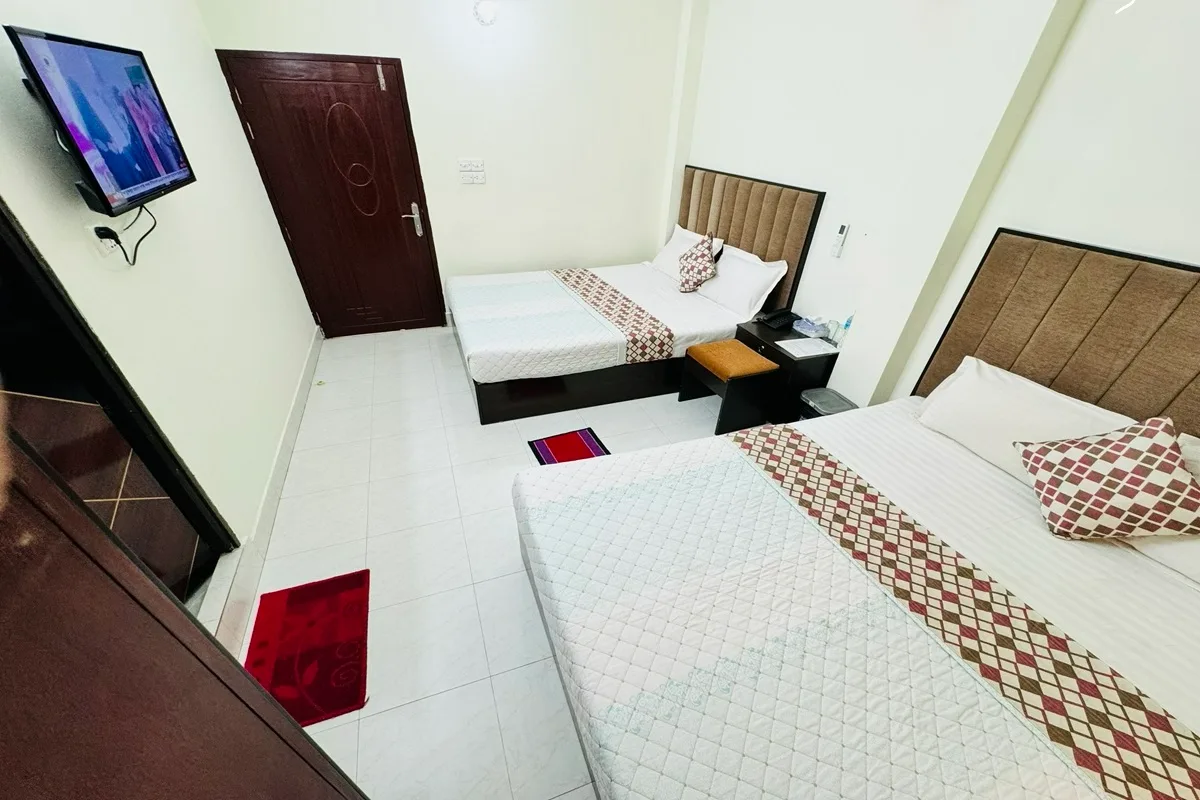 Hotel Grand Shah Kamal