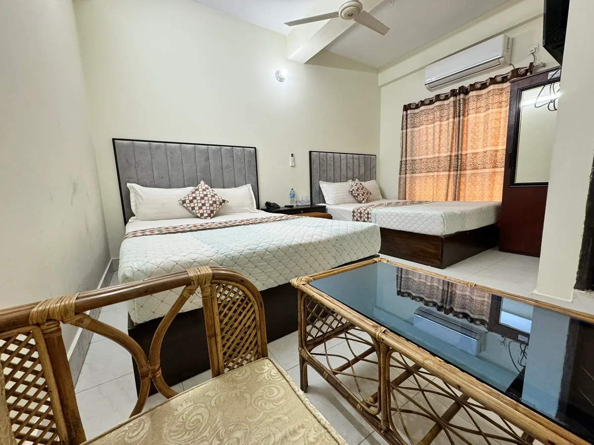 Hotel Grand Shah Kamal