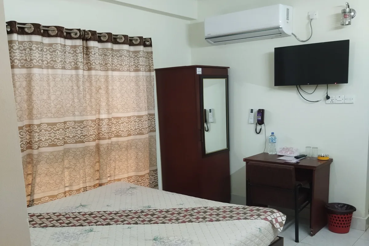 Hotel Grand Shah Kamal