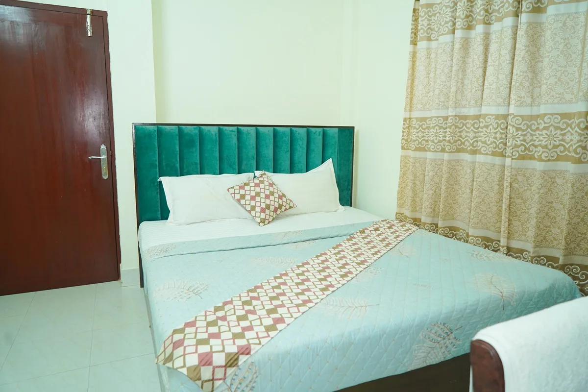 Hotel Grand Shah Kamal