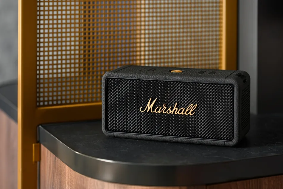 Marshall speaker in a Signature room.