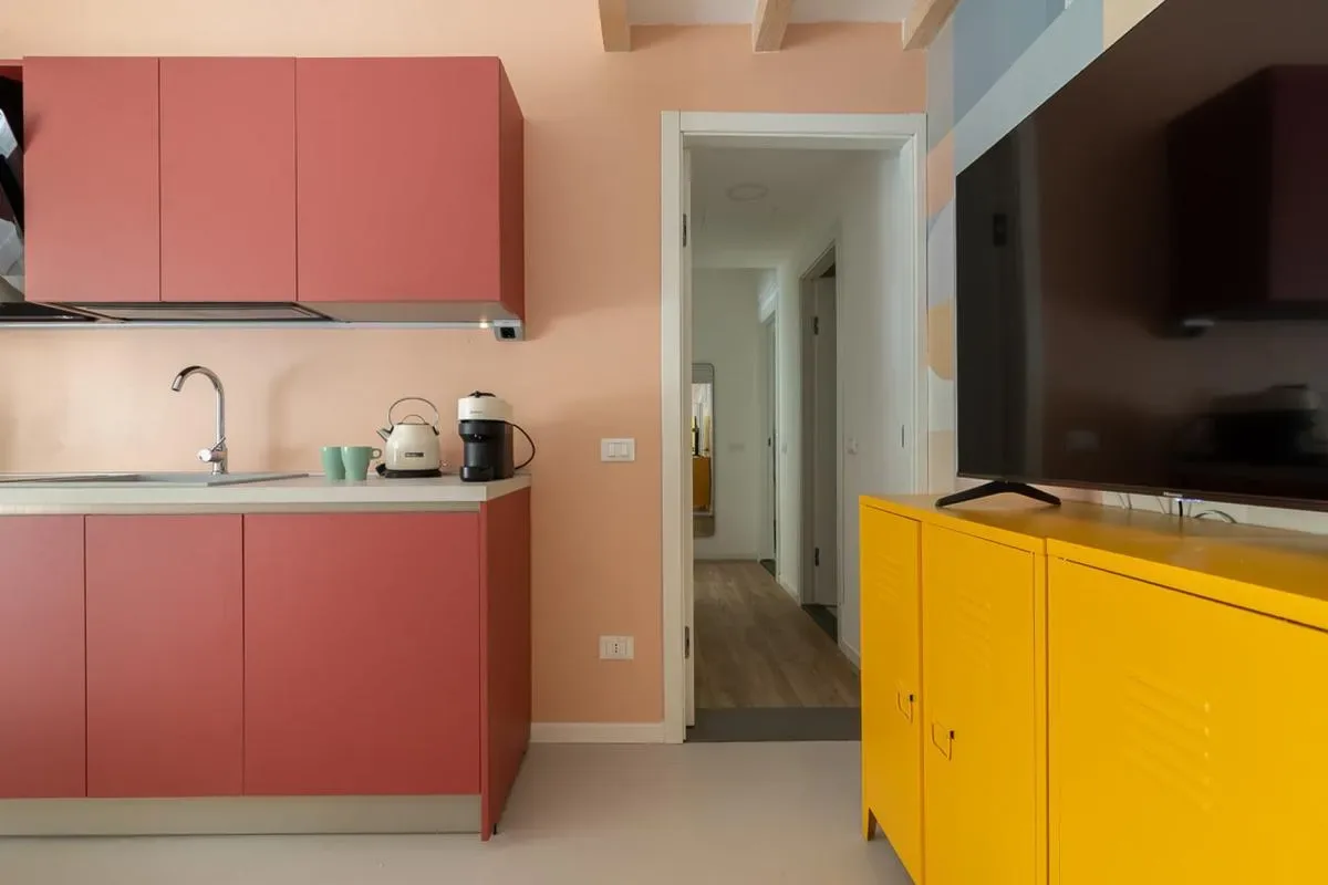 Sophisticated 3BR w/ AC near Milan Center