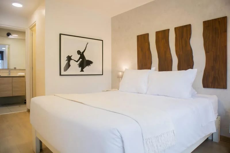 Breezy 2BR in Luxury Building in Barranco