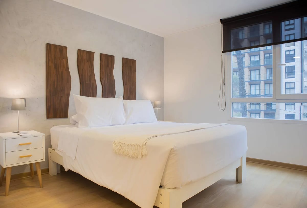 Breezy 2BR in Luxury Building in Barranco
