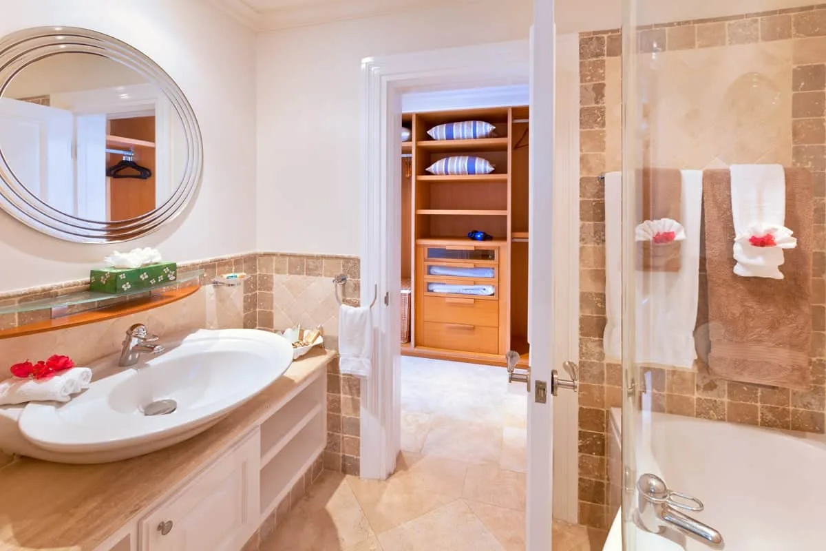 Schooner Bay 207 (2 bed)