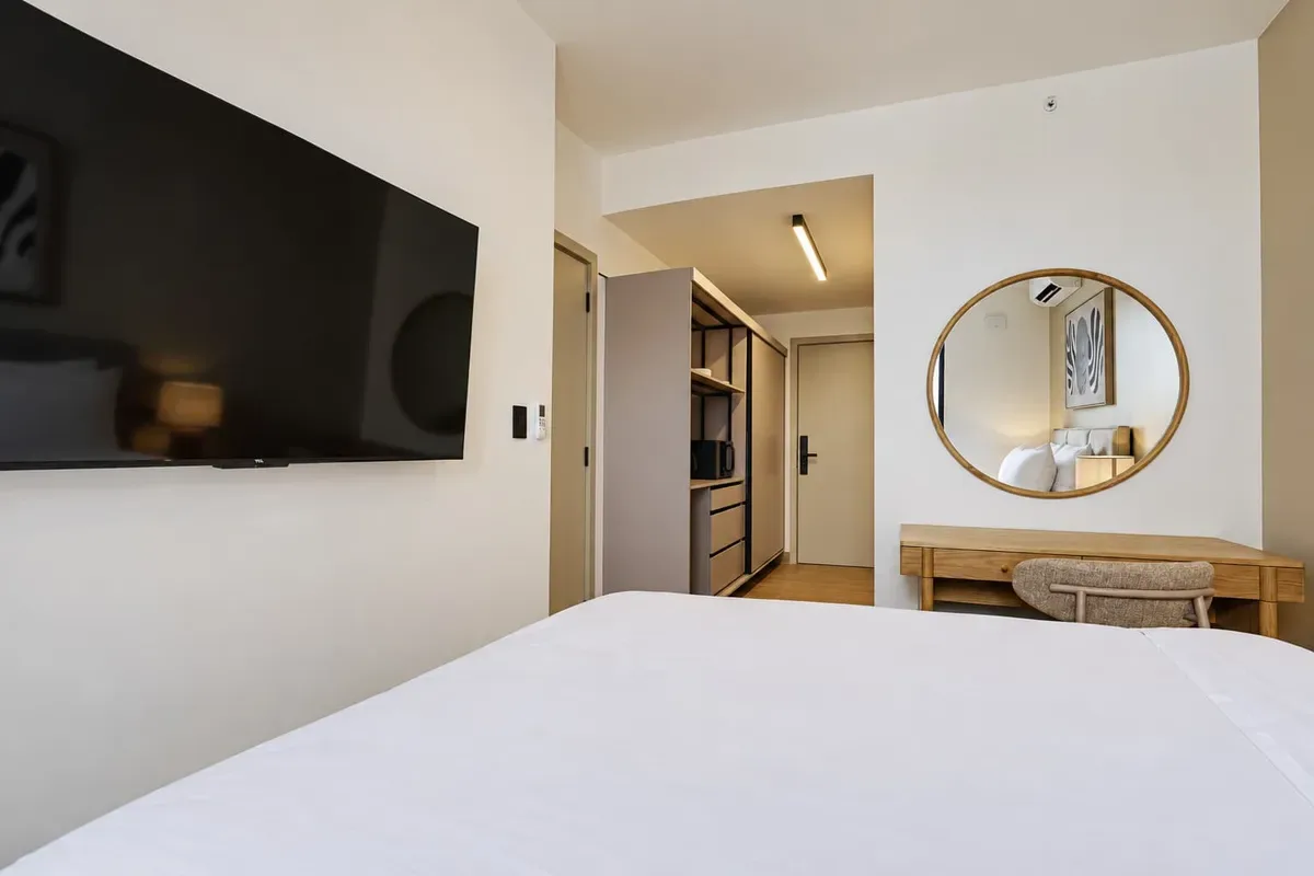 Refined 2BR w/ Balcony in San Francisco