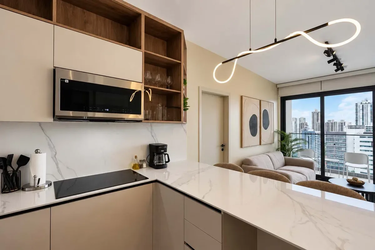Refined 2BR w/ Balcony in San Francisco