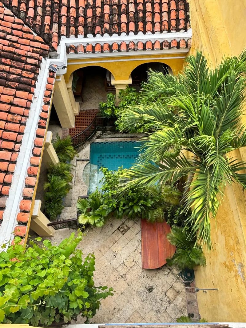 w *| Sensational 4BR House w/ pool in Cartagena
