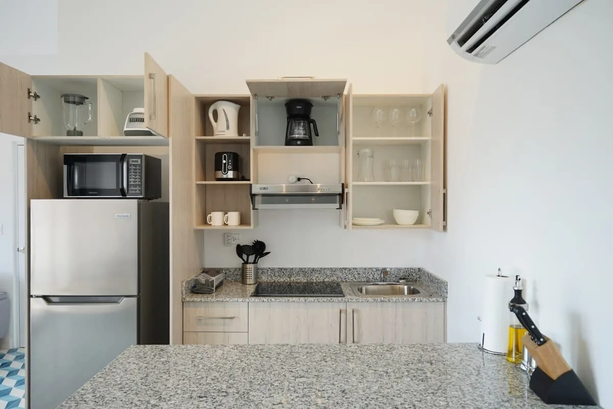 Polished 1BR in Santa Ana