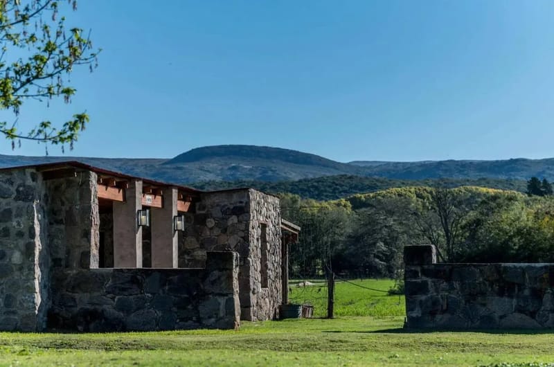 Warm 4BR House w/ Pool & Nature Views