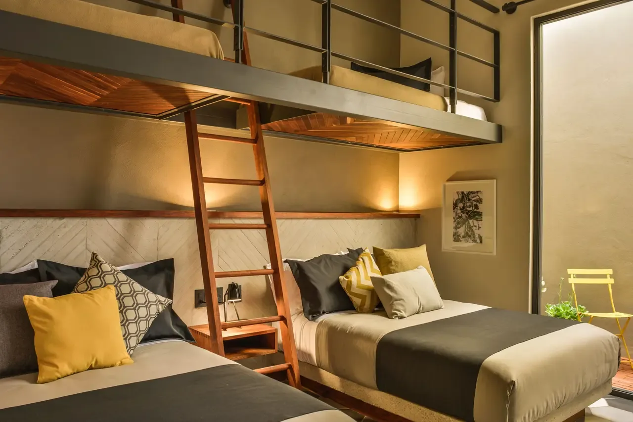 Hotel Criol family room
