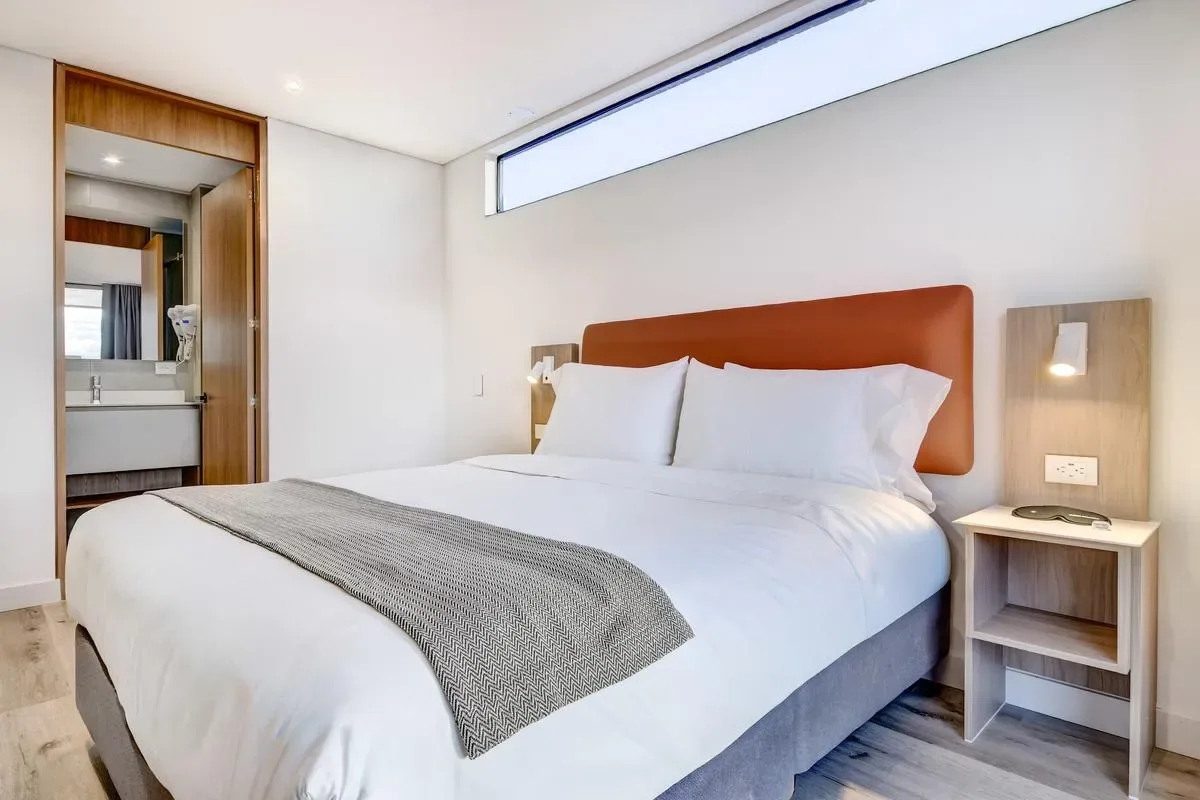 Radiant 2BR in Santa Barbara w/ Balcony