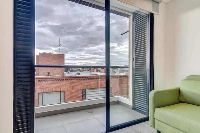 Radiant 2BR in Santa Barbara w/ Balcony