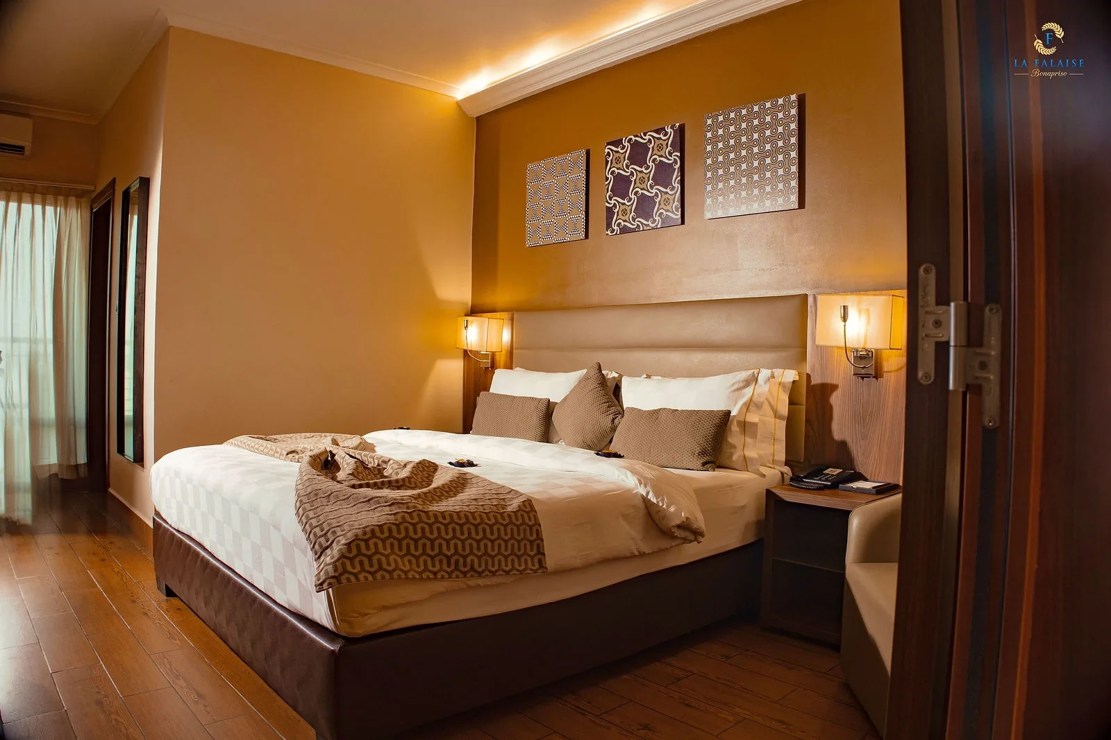 Habitación de lujo con cama king