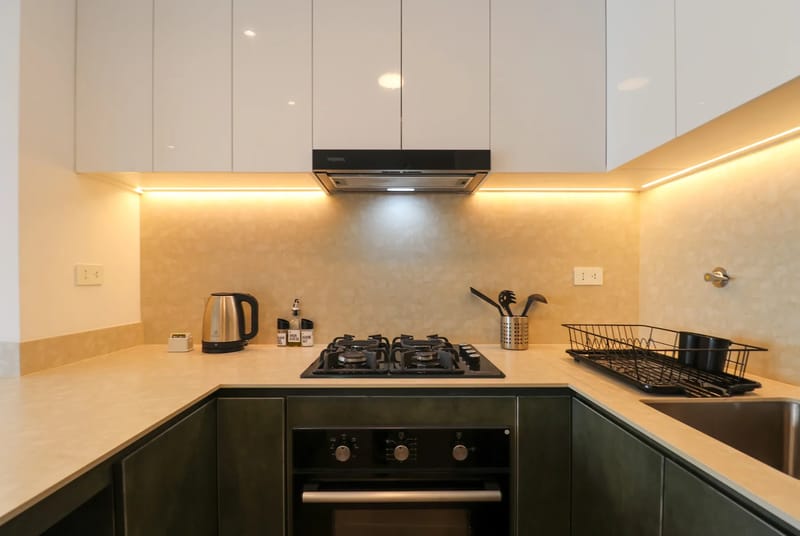 Cityview 2BR w/ Balcony in Miraflores