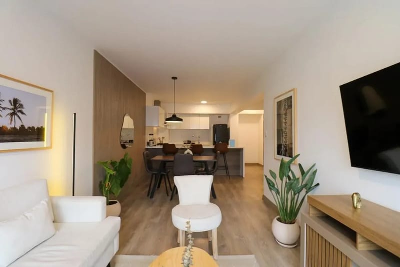 Formidable 2BR with Balcony in Miraflores