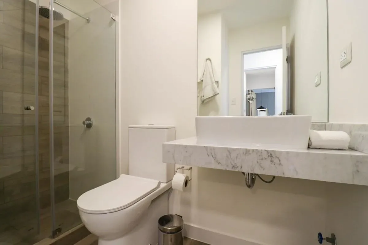 Formidable 2BR with Balcony in Miraflores