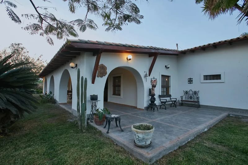 Nature Retreat 4BR w/ Pool & BBQ in Cañete
