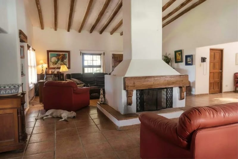 Nature Retreat 4BR w/ Pool & BBQ in Cañete