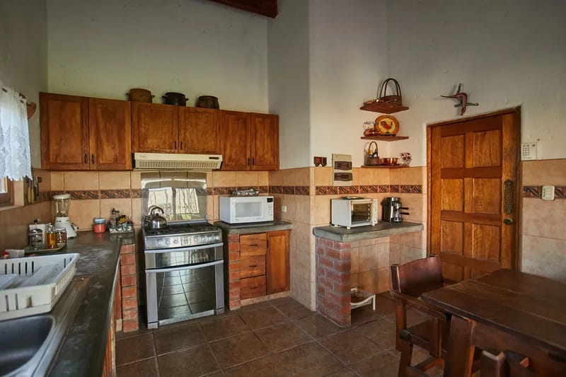 Nature Retreat 4BR w/ Pool & BBQ in Cañete