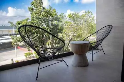Modern Studio w/ Balcony in Trendy Tulum