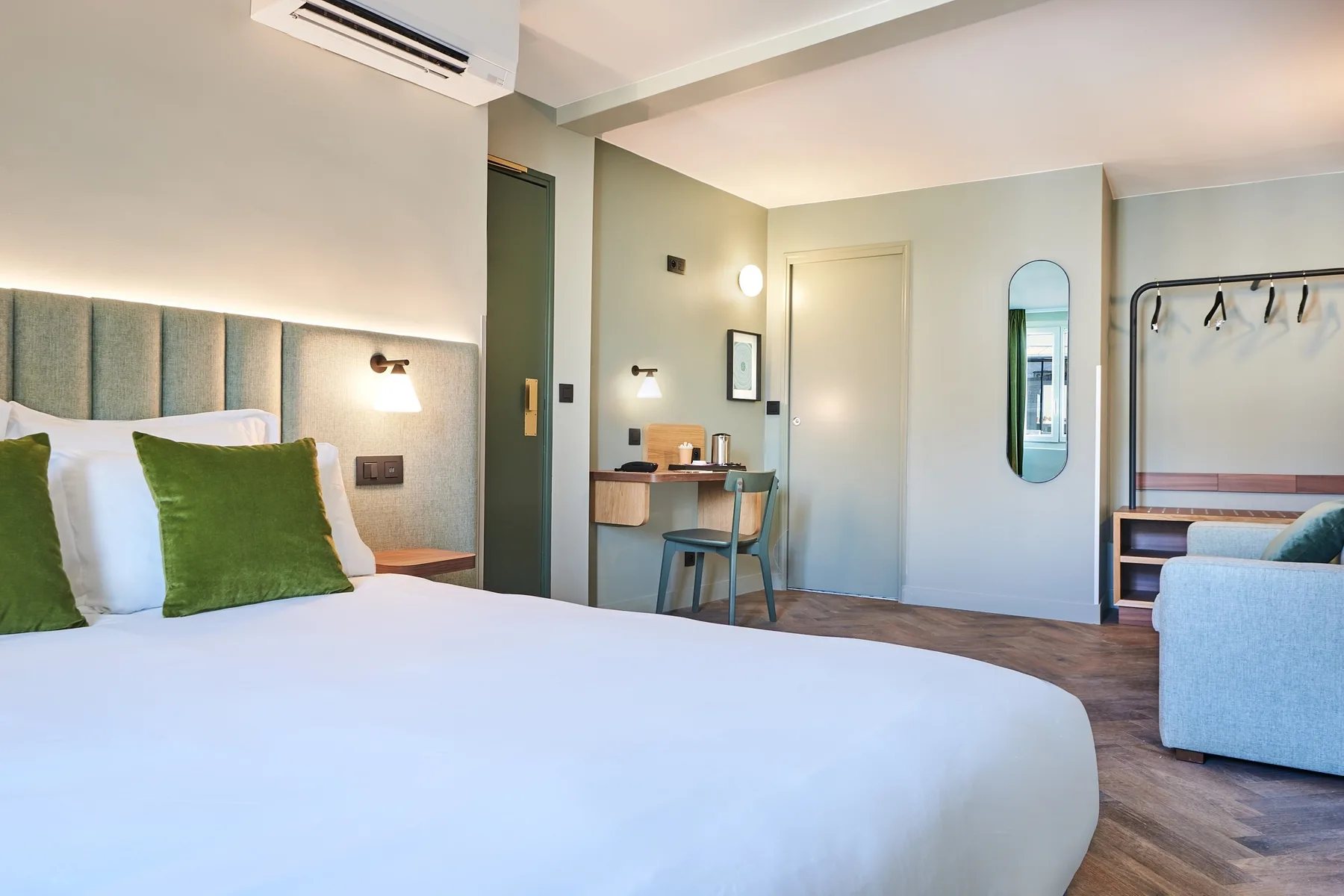 Quadruple room