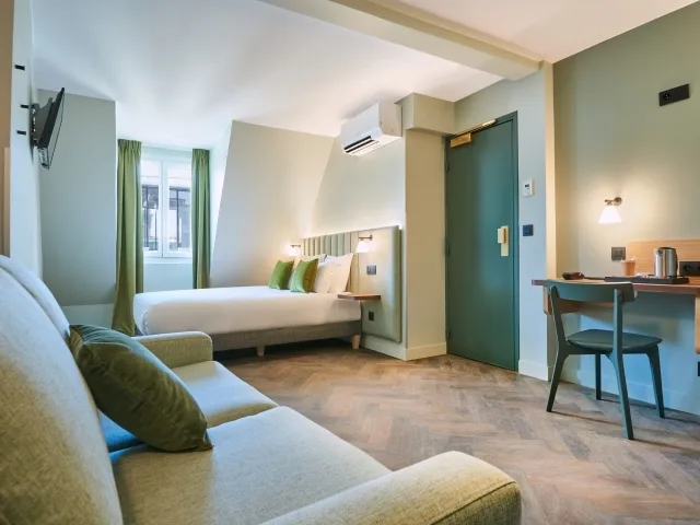 Quadruple room