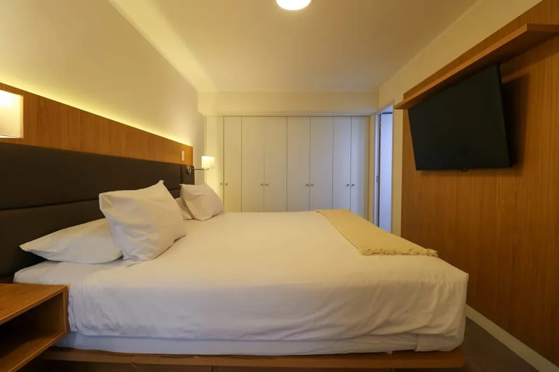 Luxury 3BR w/ Balcony in Upscale Miraflores