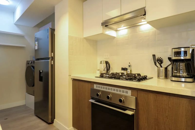 Luxury 3BR w/ Balcony in Upscale Miraflores