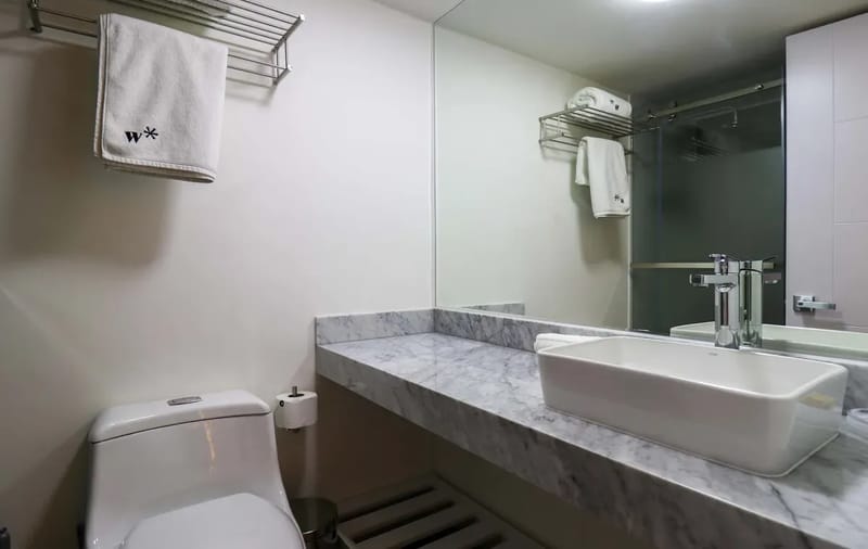 Luxury 3BR w/ Balcony in Upscale Miraflores