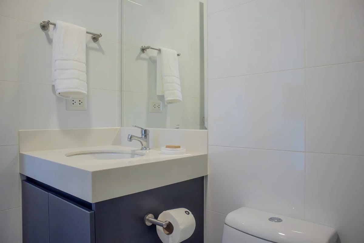 Elegant 2BR w/ Distinctive Deco in Miraflores