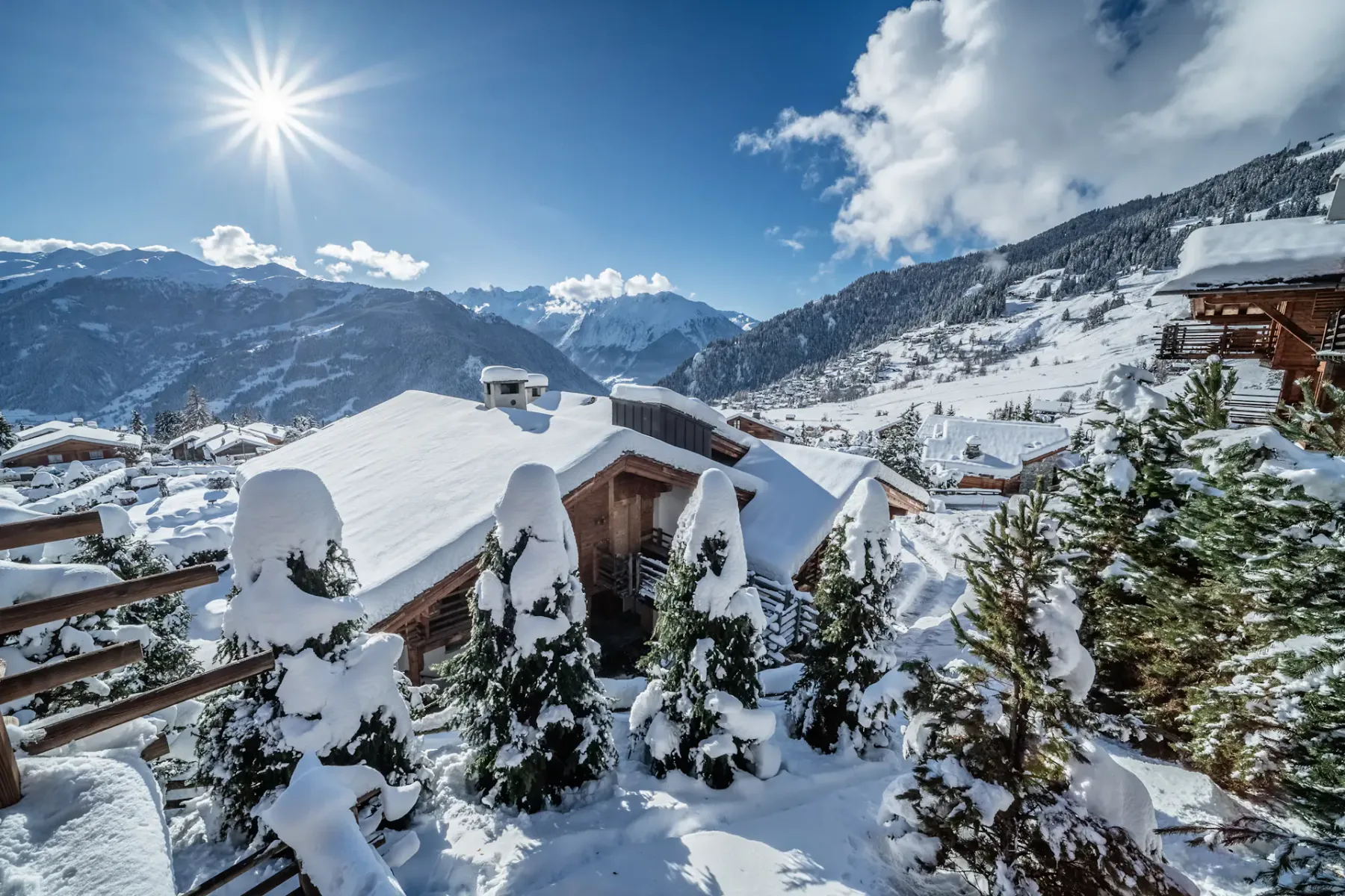 Exterior views Capel Verbier
