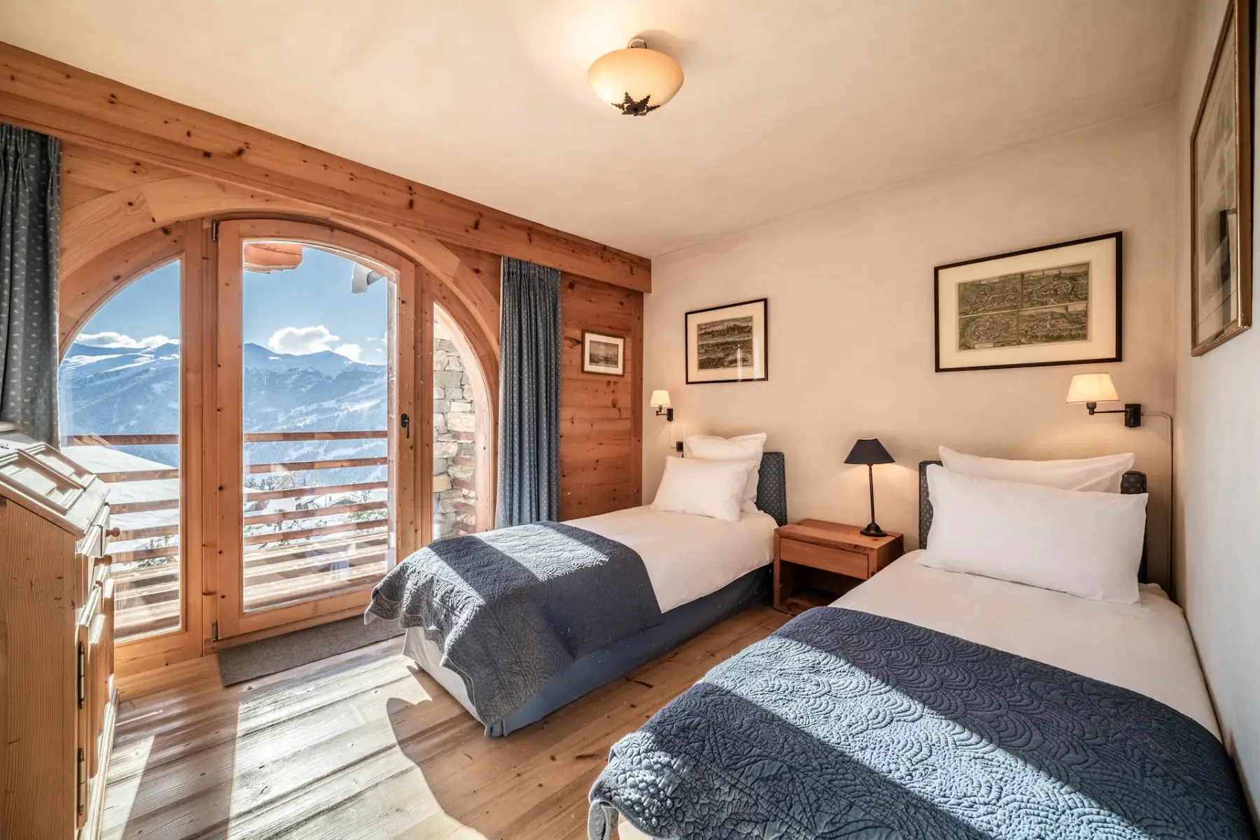 ensuite bedroom Capel Verbier