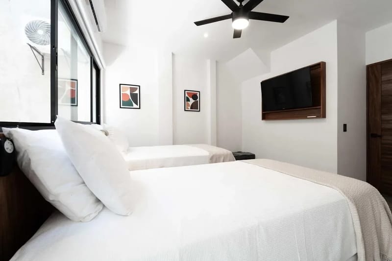 Chic 5BR w/ Terrace in Playa del Carmen