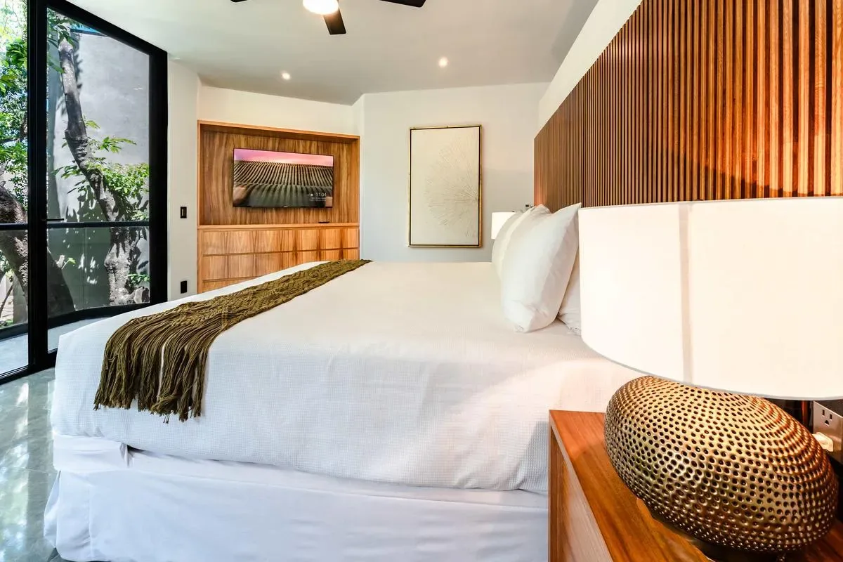 Chic 5BR w/ Terrace in Playa del Carmen