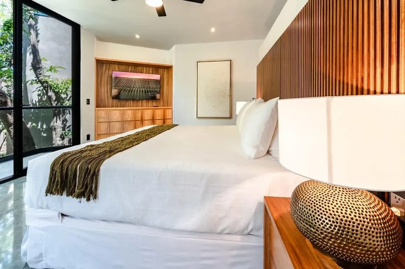Chic 5BR w/ Terrace in Playa del Carmen